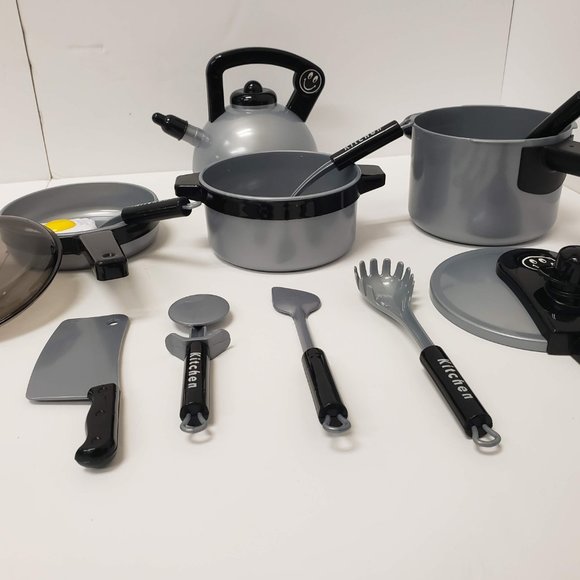 New Kitchen Pots and Pan Set - Picture 7 of 15